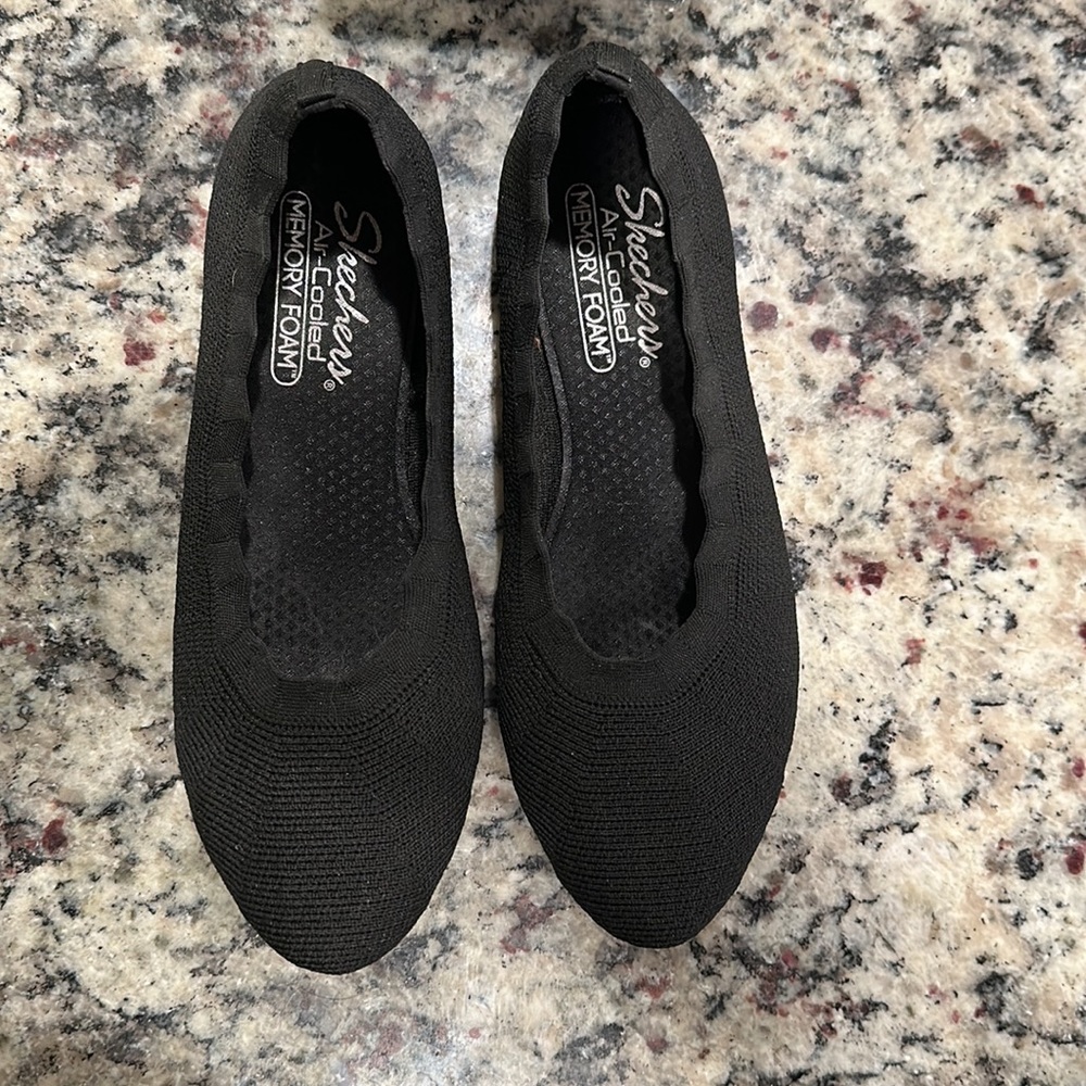 Cleo’s by Sketchers Ballet Flats